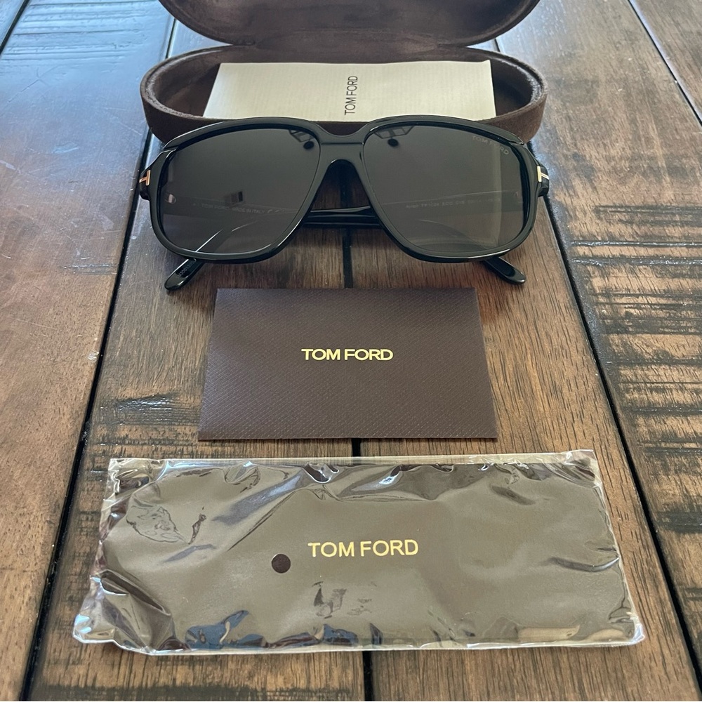 Tom Ford Sunglasses - TF 1024 01B Anton TF1024 59mm (Unisex)